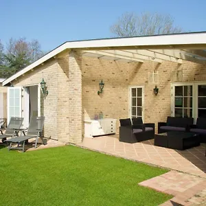 Between Amsterdam And Haarlem With Sauna Villa Vijfhuizen